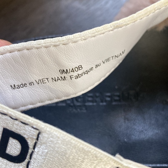 KARL LAGERFELD Women's Patricia Slipper Sz 9 - Picture 7 of 7